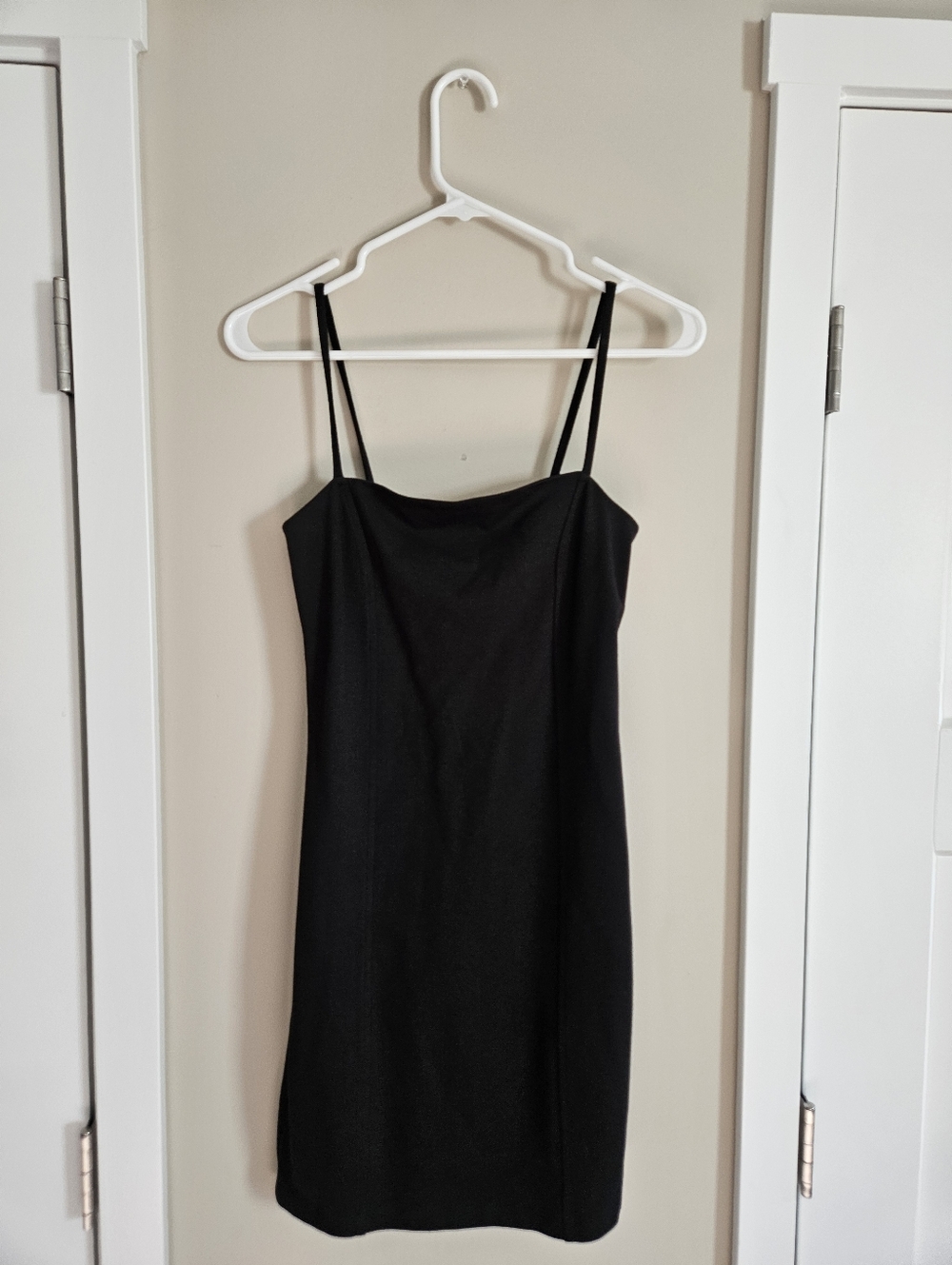 Forever 21 Black Mini Slip Dress with Double Spaghetti Straps Bodycon Simple